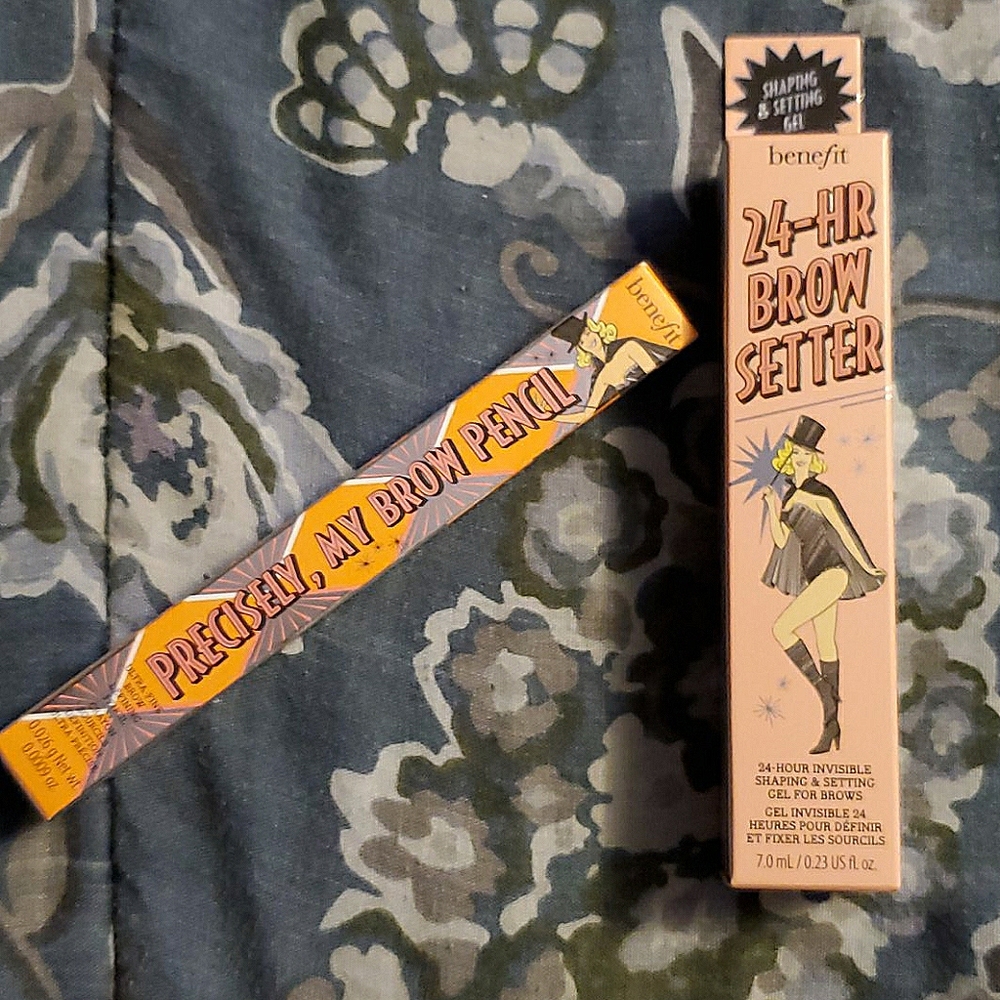 Brow setter and brow pencil